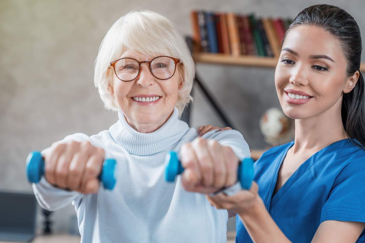 5 Benefits of In-Home Physical Therapy Services - Intrepid USA